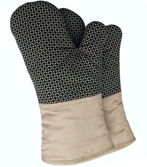 The Great British Baking Gear Oven Mitts